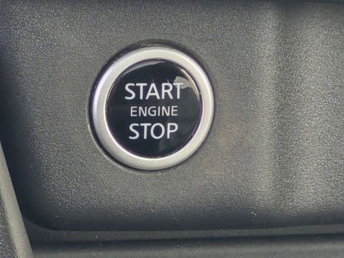 Used 2021 Nissan Rogue SL FWD image 17