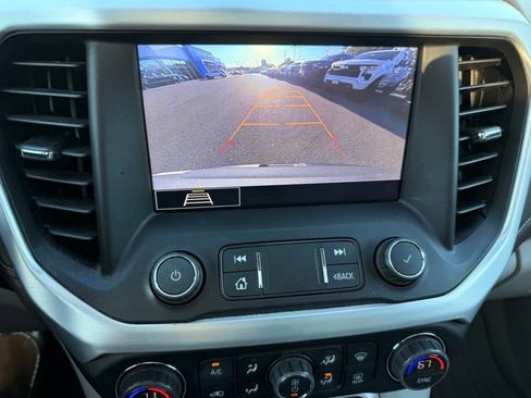 Used 2020 GMC Acadia SLT FWD image 20