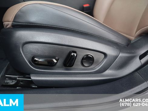 Used 2022 Lexus ES 300h w/ Premium Package image 12