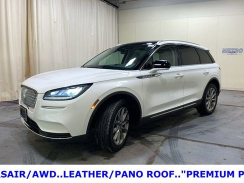 Used 2022 Lincoln Corsair AWD w/ Premium Package image 7