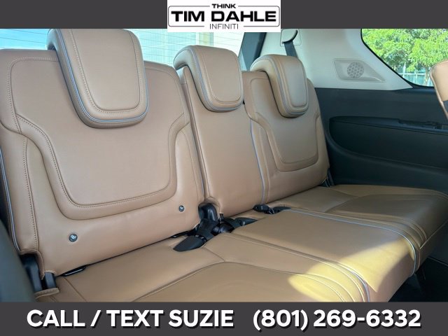 Certified 2025 INFINITI QX80 Luxe w/ Exterior Package AWD/4WD image 23