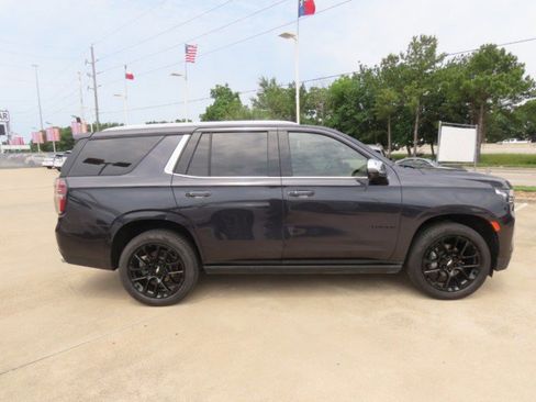 Used 2022 Chevrolet Tahoe Premier AWD/4WD image 8