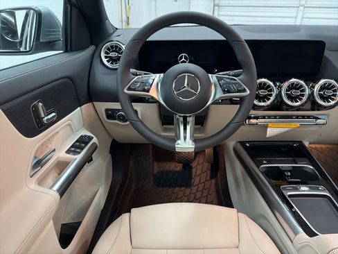 New 2026 Mercedes-Benz GLA 250 image 21