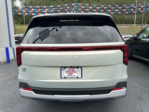 New 2026 Kia Carnival EX FWD image 5