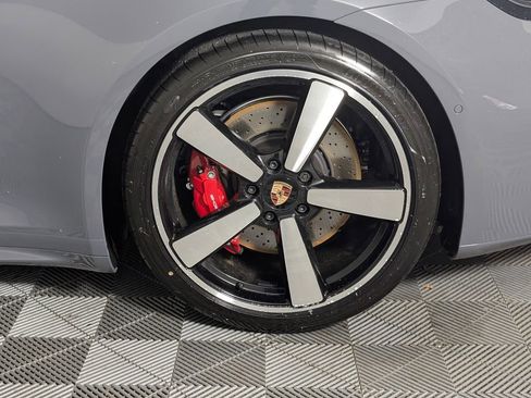 New 2026 Porsche 911 Carrera 4S image 12