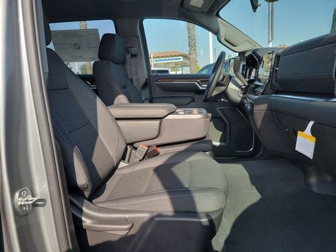 New 2026 Chevrolet Silverado 1500 LT image 18