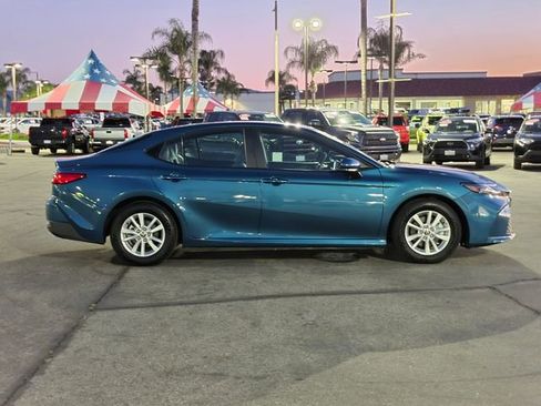 Used 2026 Toyota Camry LE image 4