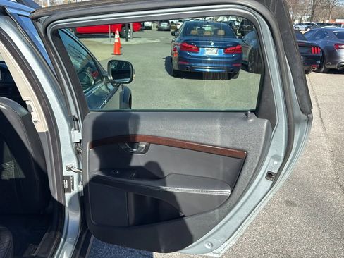 Used 2013 Volvo XC70 T6 image 16