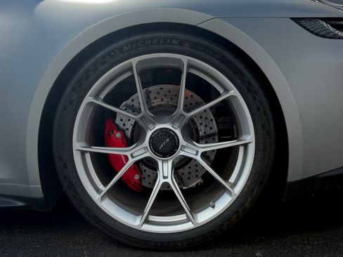 Certified 2022 Porsche 911 GT3 RWD image 10