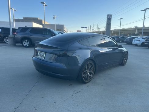 Used 2023 Tesla Model 3 Performance image 5