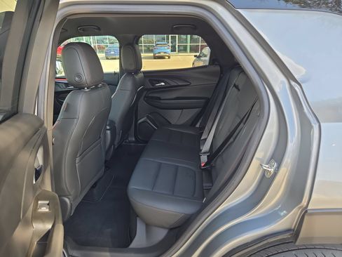 Certified 2024 Chevrolet TrailBlazer RS w/ Convenience Package FWD image 13