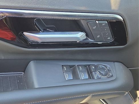 New 2026 Chevrolet Tahoe Premier w/ Sun And Tow Package image 14