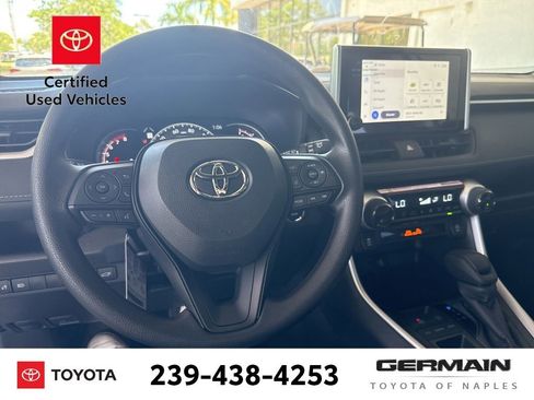 Used 2025 Toyota RAV4 XLE w/ Convenience Package FWD image 16