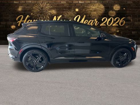 Used 2025 Chevrolet Equinox EV RS image 7