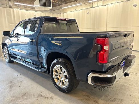 Used 2023 Chevrolet Silverado 1500 LTZ w/ LTZ Premium Package AWD/4WD image 3