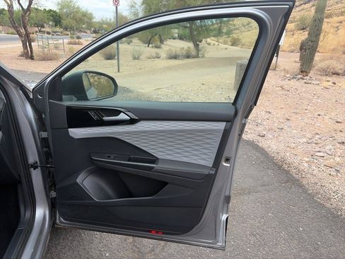 Used 2024 Volkswagen Taos S FWD image 22