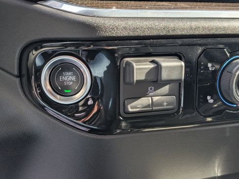 Used 2025 Chevrolet Silverado 2500 LT w/ All Star Edition image 20