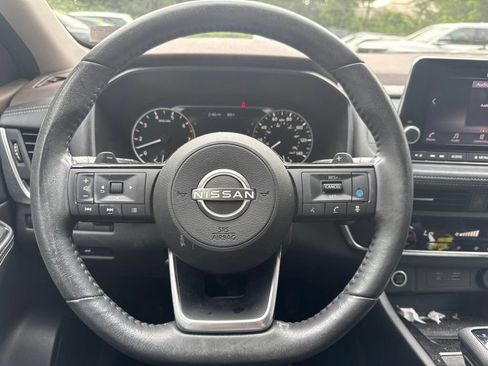 Used 2023 Nissan Rogue SV w/ SV Premium Package AWD/4WD image 14