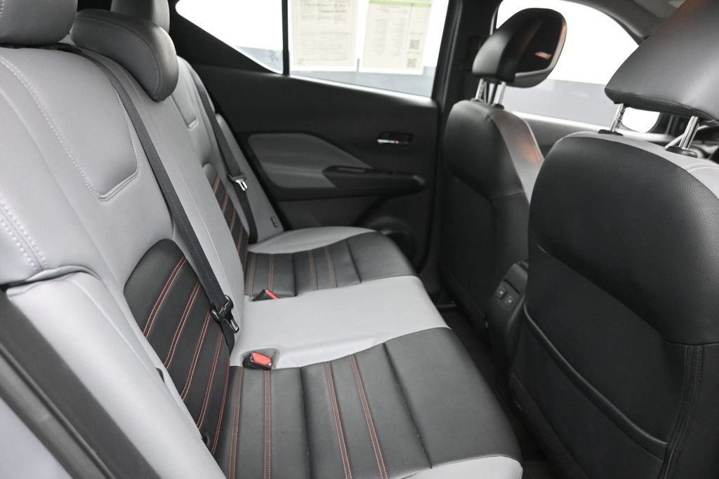 Used 2023 Nissan Kicks SR w/ SR Premium Package FWD image 10