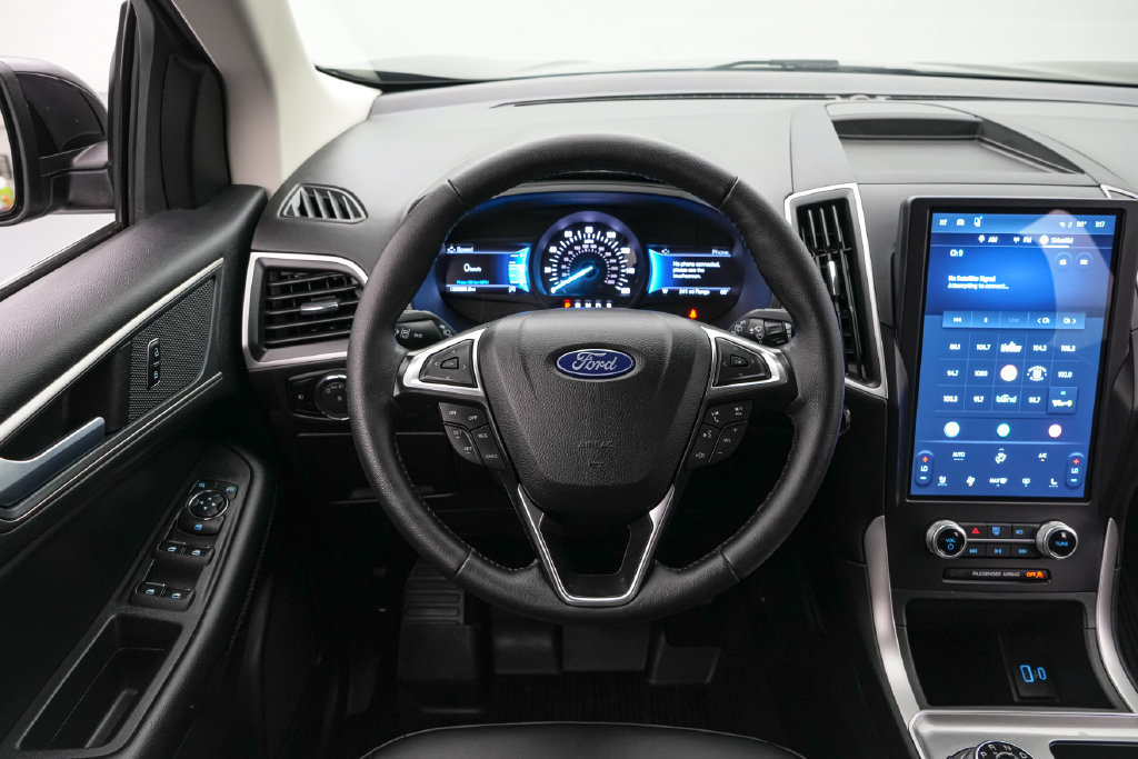 Certified 2024 Ford Edge SEL w/ Convenience Package AWD/4WD image 13