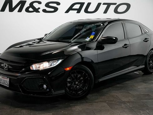 Used 2018 Honda Civic EX image 2