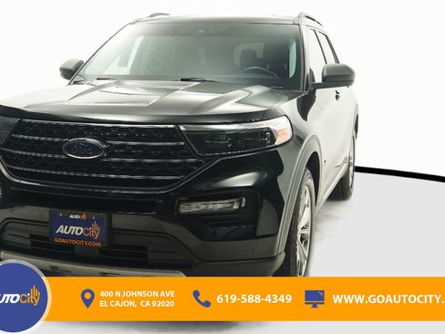 Used 2021 Ford Explorer XLT w/ Equipment Group 202A RWD image 1