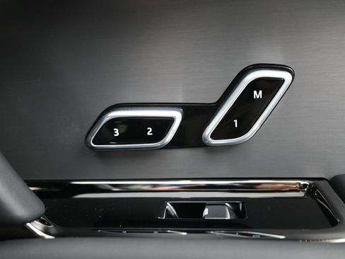 Used 2024 Land Rover Range Rover Sport Dynamic SE image 5