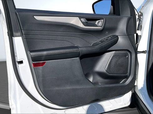 Used 2022 Ford Escape S AWD/4WD image 18