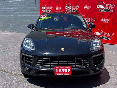 Used 2018 Porsche Macan AWD/4WD image 2