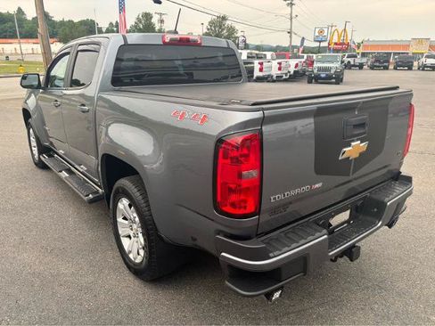 Used 2018 Chevrolet Colorado LT AWD/4WD image 6