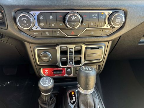 New 2026 Jeep Wrangler Unlimited Sport AWD/4WD image 10