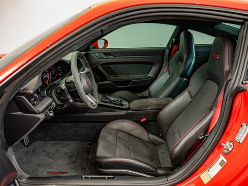 Certified 2024 Porsche 911 Carrera GTS image 5