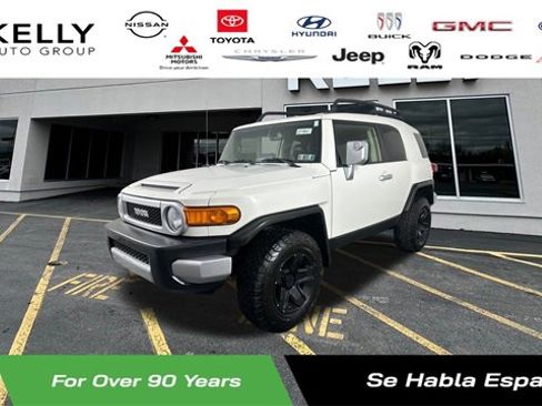 Used 2014 Toyota FJ Cruiser Base w/ Upgrade Package image 1