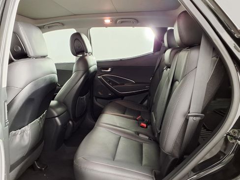 Used 2017 Hyundai Santa Fe Sport image 13