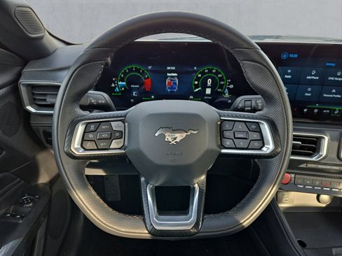 Certified 2025 Ford Mustang Premium image 13