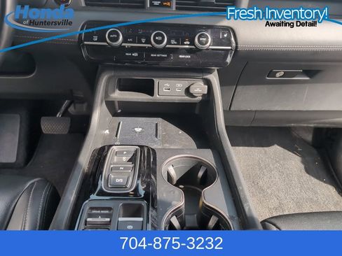 Used 2023 Honda Pilot EX-L image 18
