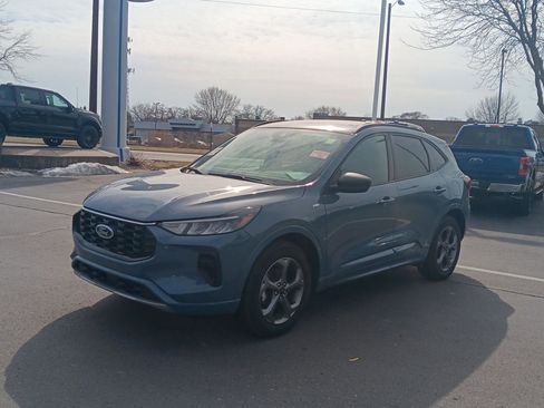 Used 2024 Ford Escape ST-Line w/ Tech Pack #1 image 10