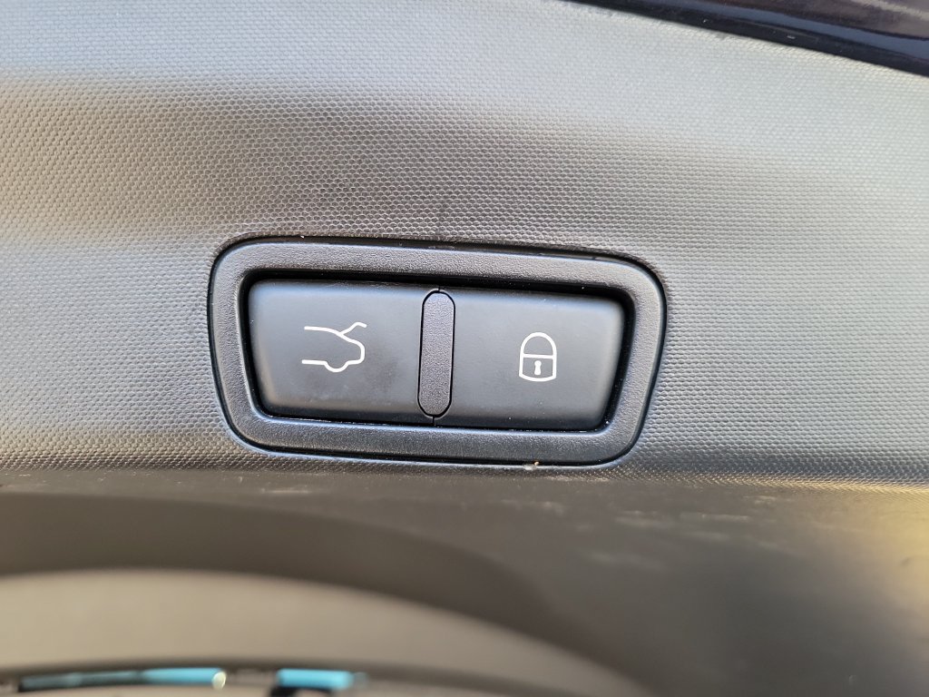 Used 2019 Alfa Romeo Stelvio Ti AWD/4WD image 12