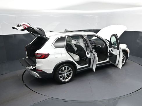 Certified 2023 BMW X5 sDrive40i w/ Climate Comfort Package RWD image 49