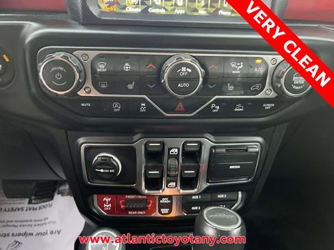 Used 2020 Jeep Gladiator Rubicon image 27
