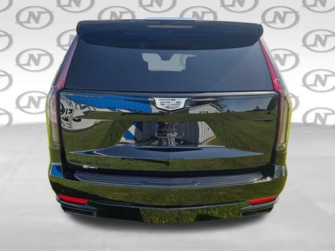 Used 2024 Cadillac Escalade Sport Platinum w/ LPO, ONYX Package AWD/4WD image 9