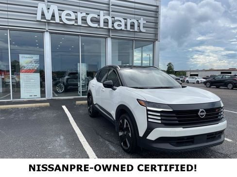 Certified 2025 Nissan Kicks SR FWD image 1