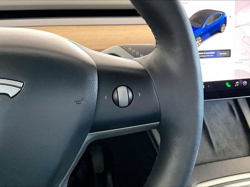 Used 2021 Tesla Model Y Long Range AWD/4WD image 12