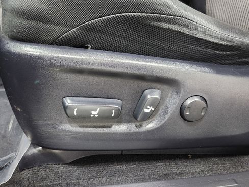 Used 2015 Toyota 4Runner SR5 image 24