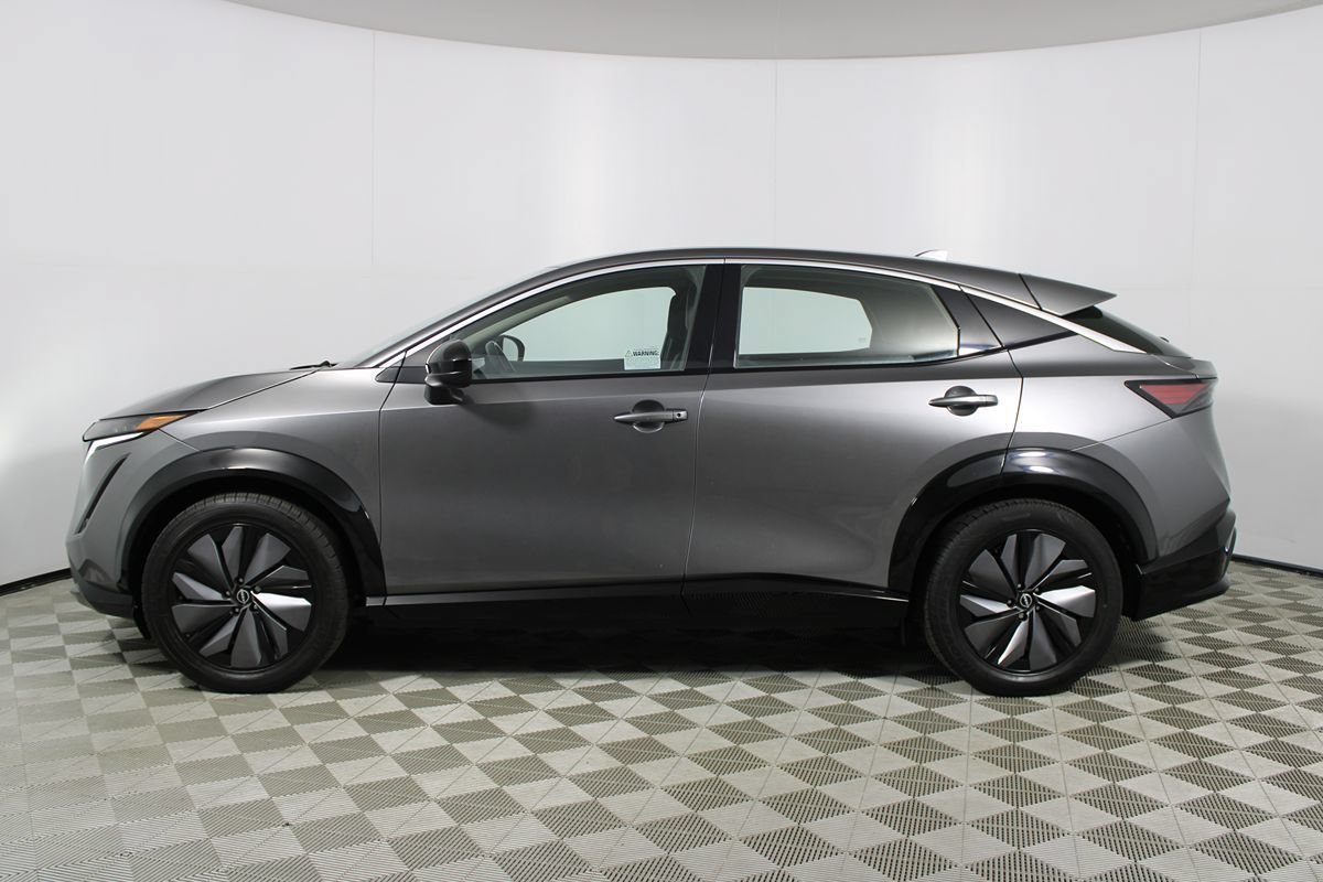 Used 2023 Nissan Ariya FWD image 26