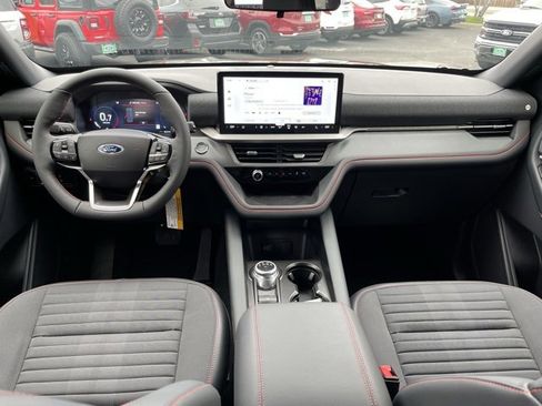 New 2026 Ford Explorer ST-Line w/ ST-Line Street Pack image 7