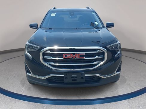 Used 2020 GMC Terrain SLT w/ Preferred Package AWD/4WD image 2