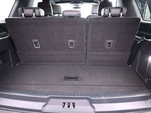 Used 2022 Ford Expedition Limited AWD/4WD image 17