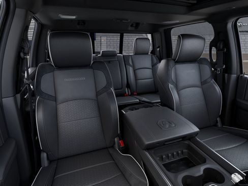 New 2026 RAM 3500 Laramie AWD/4WD image 9