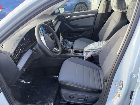 New 2026 Volkswagen Jetta SE image 10
